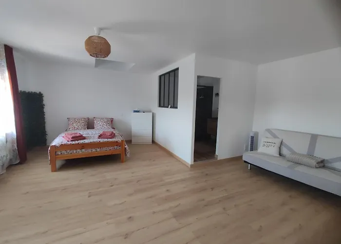 Le 1864 Apartmán Courbillac