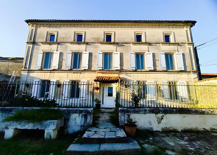 Le 1864 Apartmán Courbillac